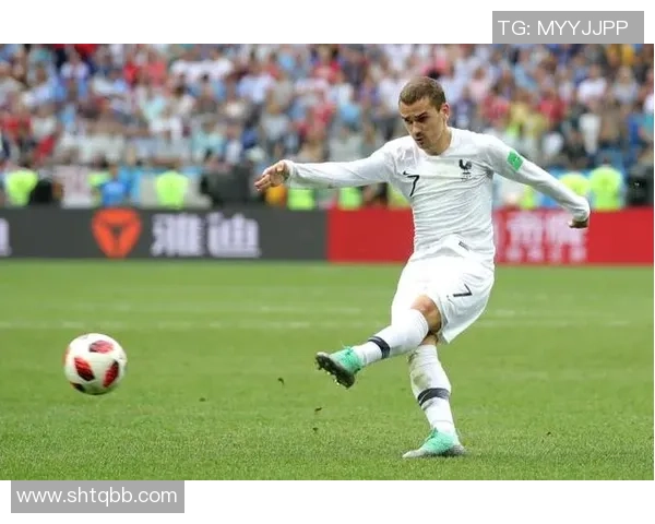 足球明星硅胶手环的魅力与时尚潮流的完美结合探讨